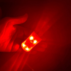 Magnetischer Reflektor-LED Clip - erfüllt EN 13356 | EN 17353 Magnetischer Reflektor-LED Clip - erfüllt EN 13356 | EN 17353